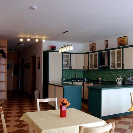 Pension Camp Prager Bagian luar foto