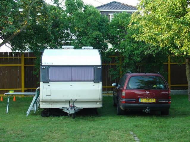 Pension Camp Prager Bagian luar foto